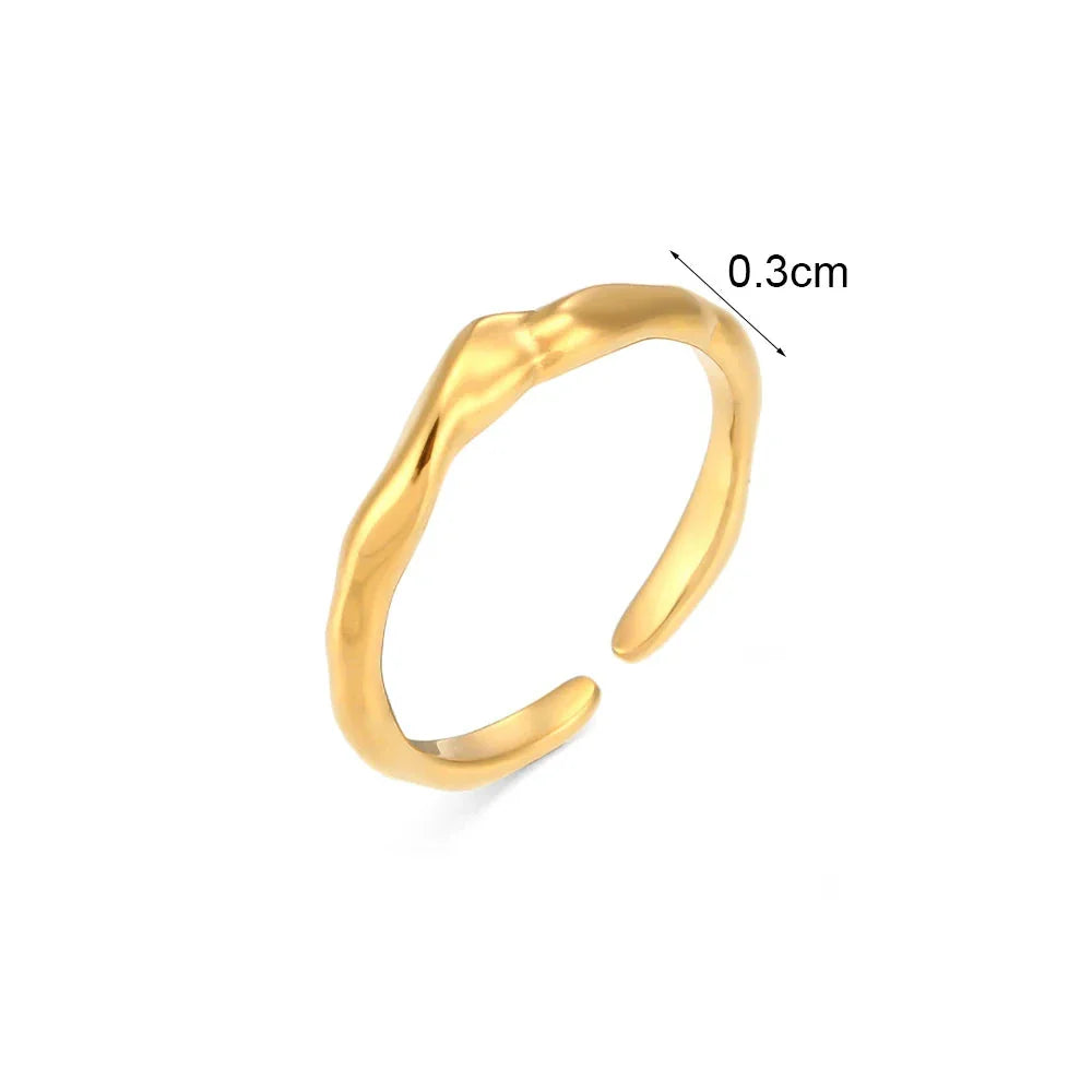 Anel Ajustável em Ouro 18K com Textura Exclusiva